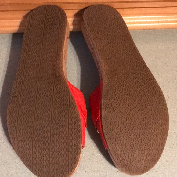 mk slip on sandals